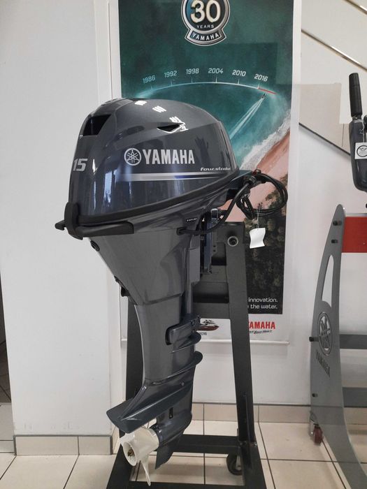 Silnik zaburtowy Yamaha F15CES 15KM manetka rozruch elektryczny