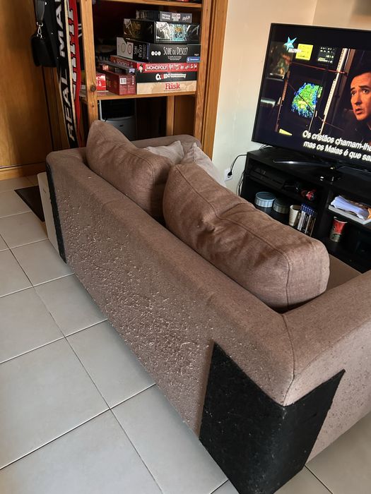 Sofa 2 Lugares Usado para desocupar