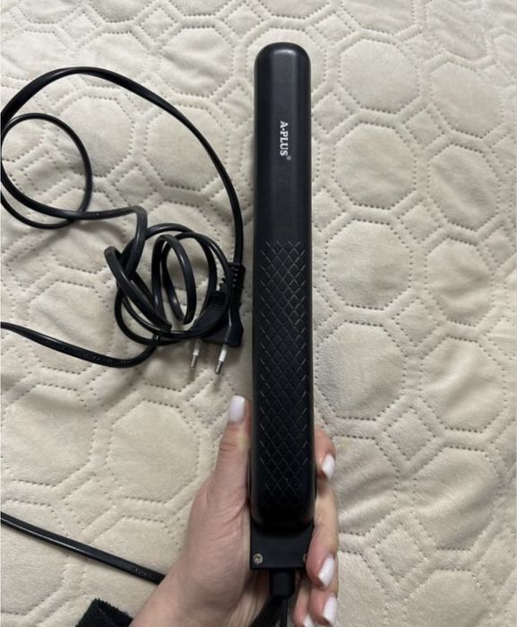 Випрямляч для волосся