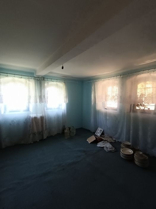 Продаж будинка в передмісті