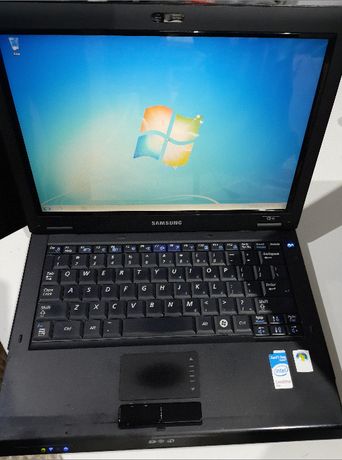 Laptop 12" Core2Duo 2gb ram HDD 160GB Napęd DWD-RW - SAMSUNG