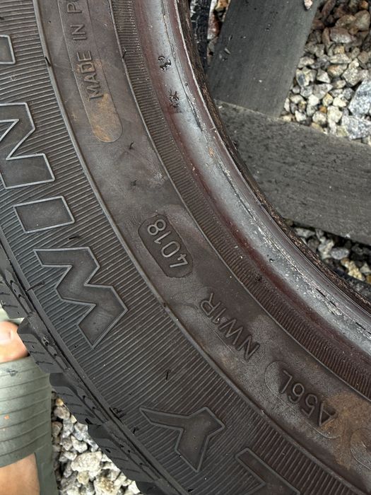 Пара шини резина 185.65 R14 пара як нові 8-9 мм