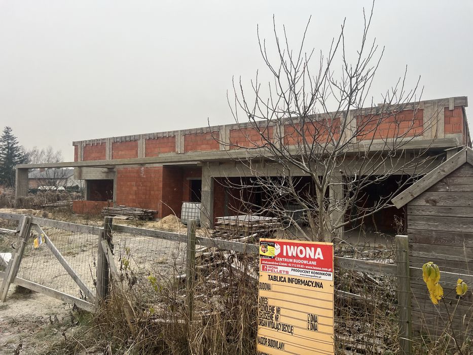 Piekny Dom 340 m2 + Dzialka 1340 m2 Stan Surowy  Otwarty