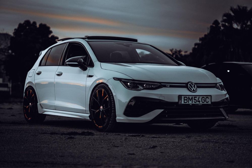 Volkswagen Golf 8 2.0 TSI R DSG