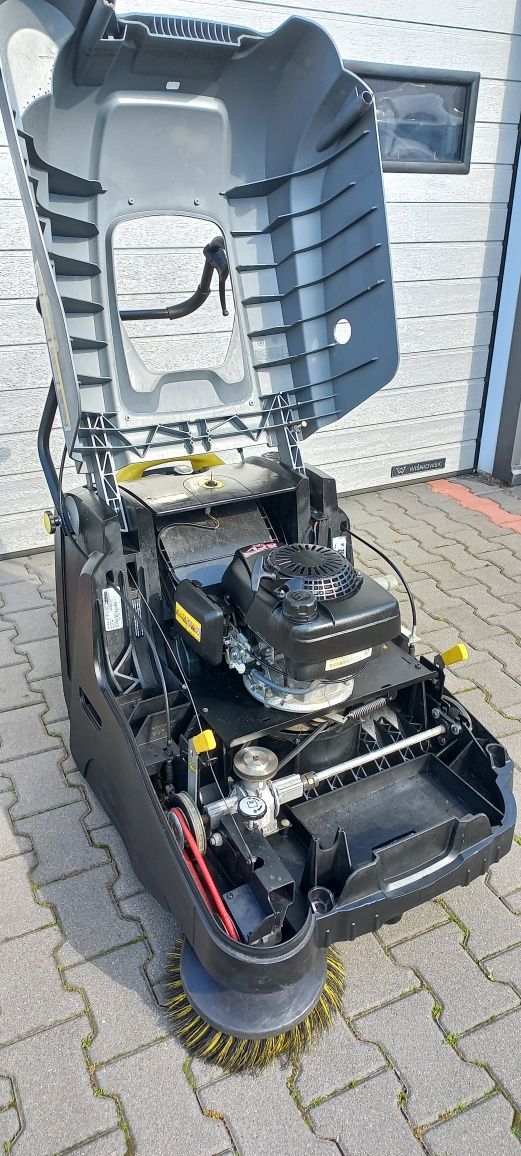 Zamiatarka Karcher K M 75/40 WG