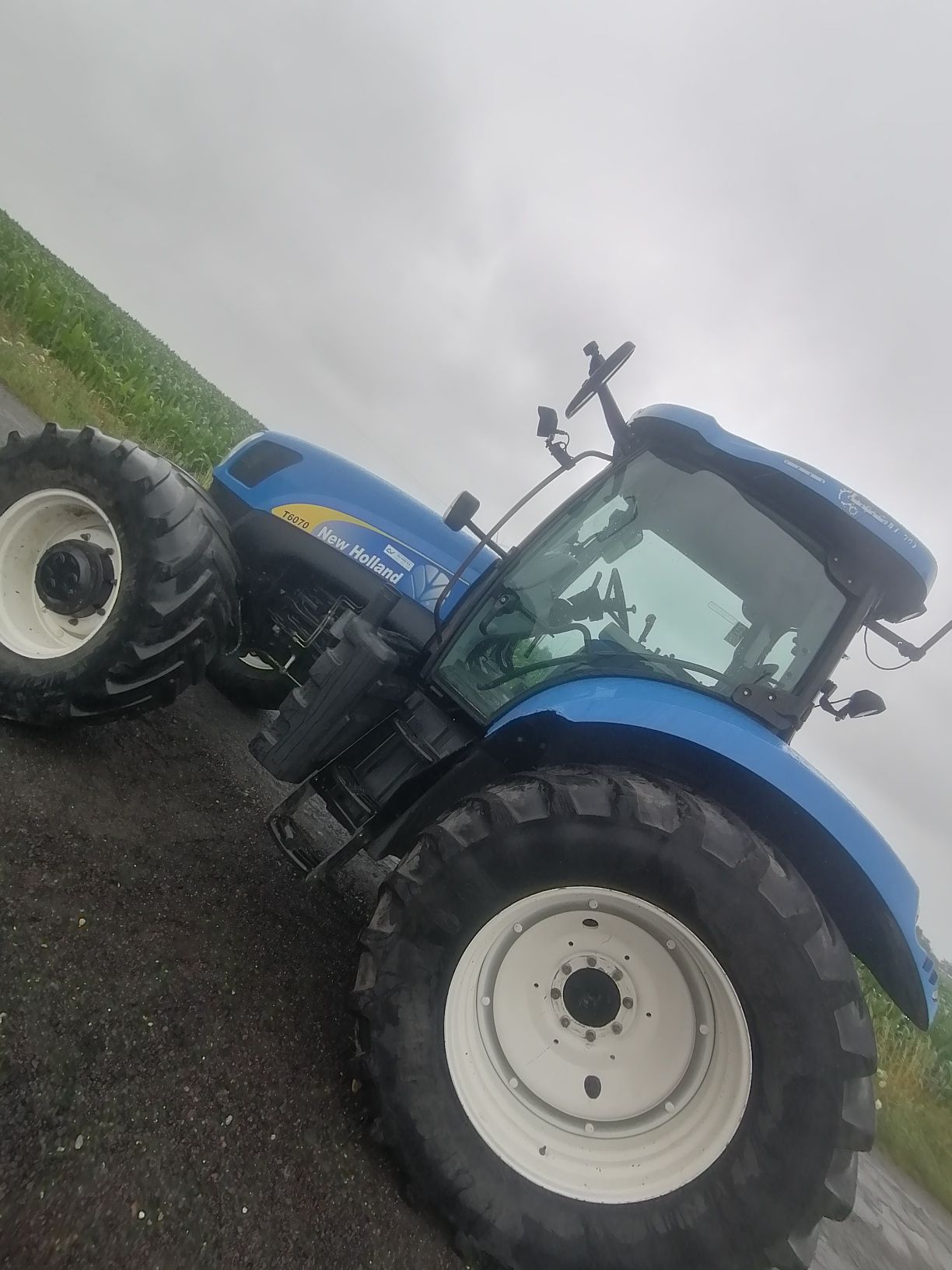 New holland T6070
