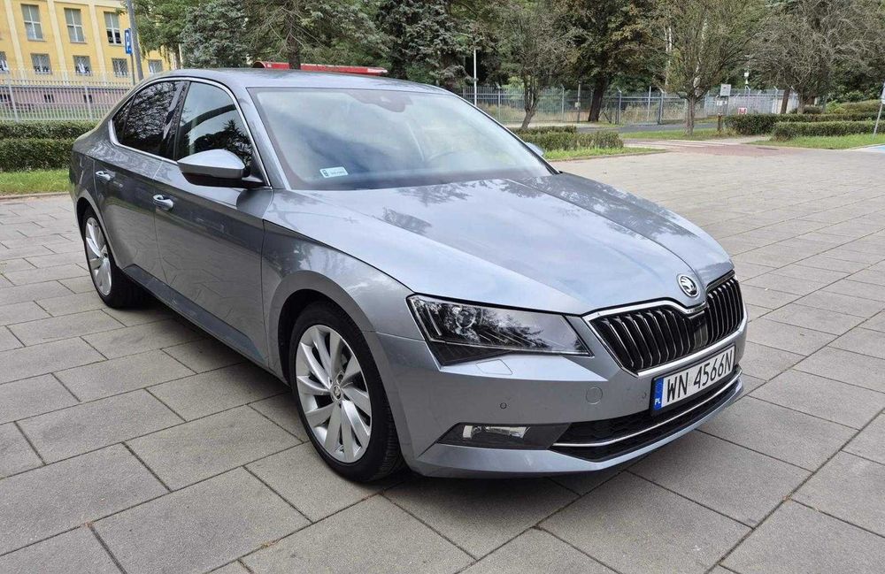 Skoda Superb 1.8 TSI STYLE
