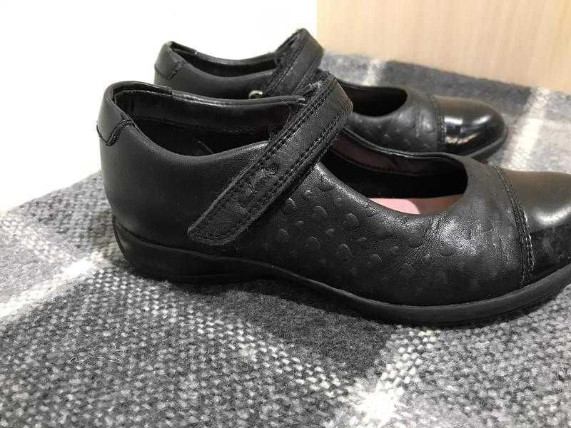 Детские кожаные туфли Clarks Кларкс 29рр оригинал черные