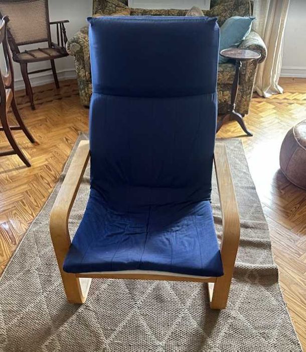Cadeira balanço IKEA
