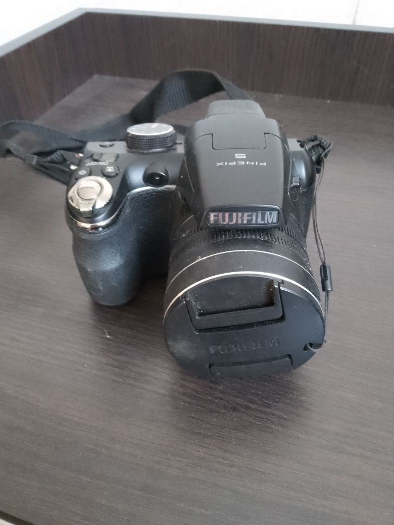 Продам фотоапарат Fujifilm