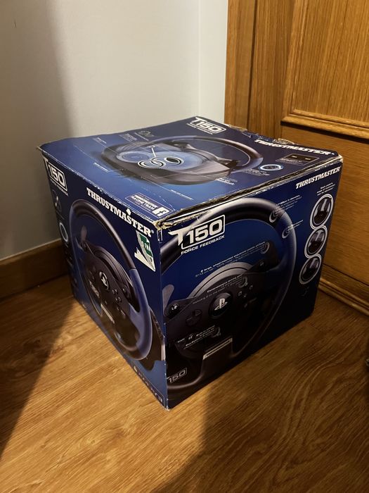 Volante Thrustmaster T150 + pedais