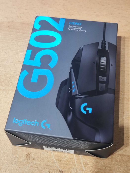 Rato Logitech G502 e Tapete Razer