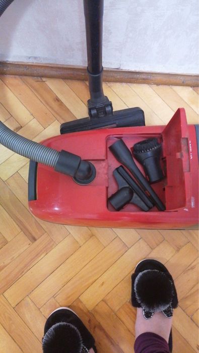 Пилосос omega робочий