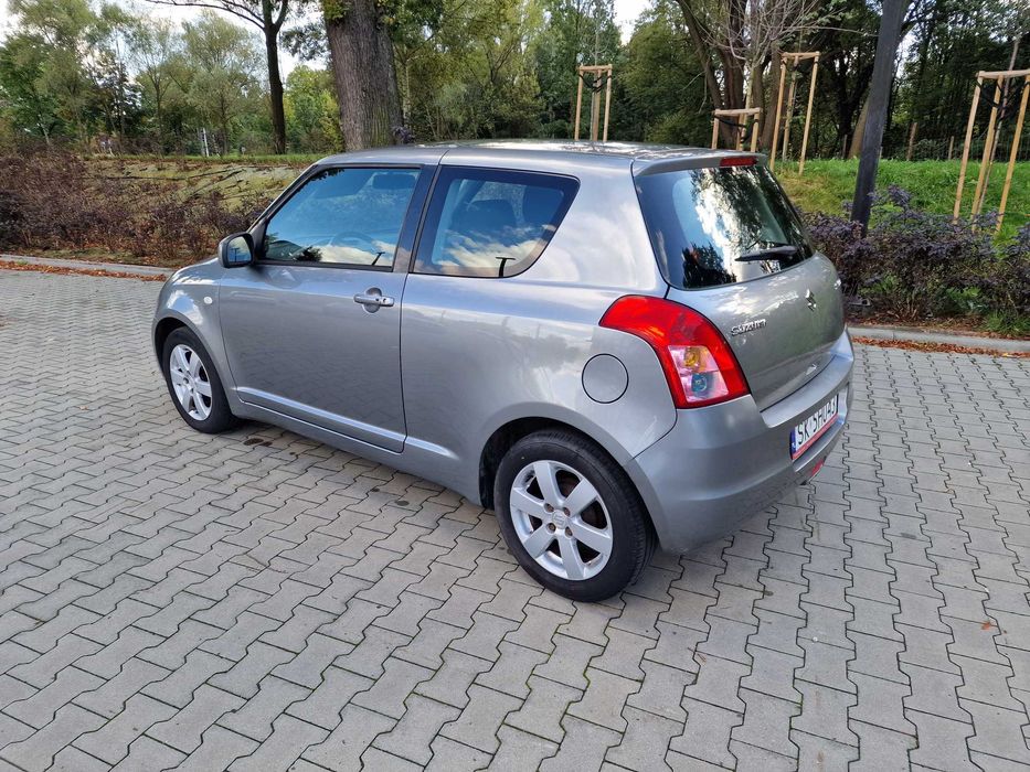 Suzuki Swift 1.5 102KM benzyna keyless go bez rdzy z Niemiec