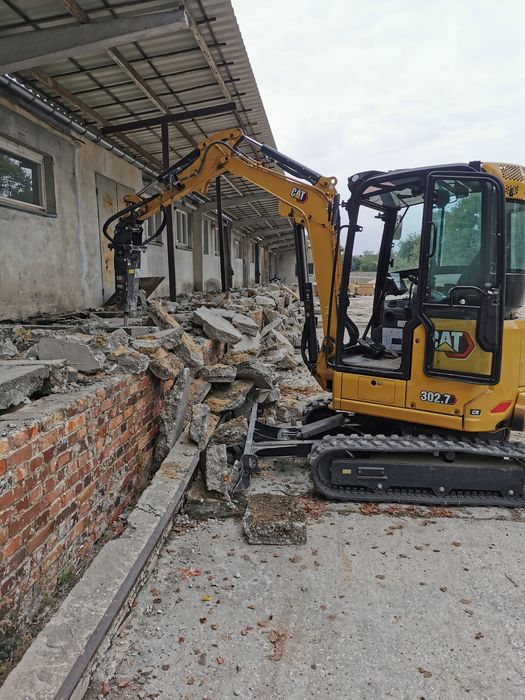 Usługi minikoparka 2.8 t. wiertnica, młot, koparko-ładowarka, wywrotka
