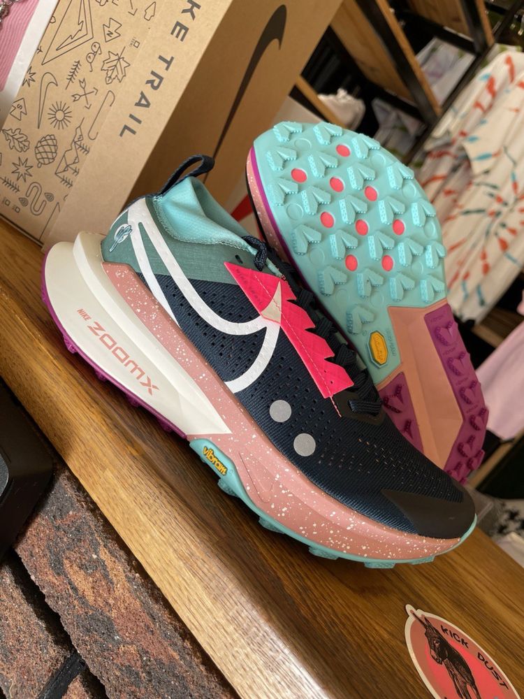 Чоловічі кросівки Nike Zoomz Zegama Trail 2