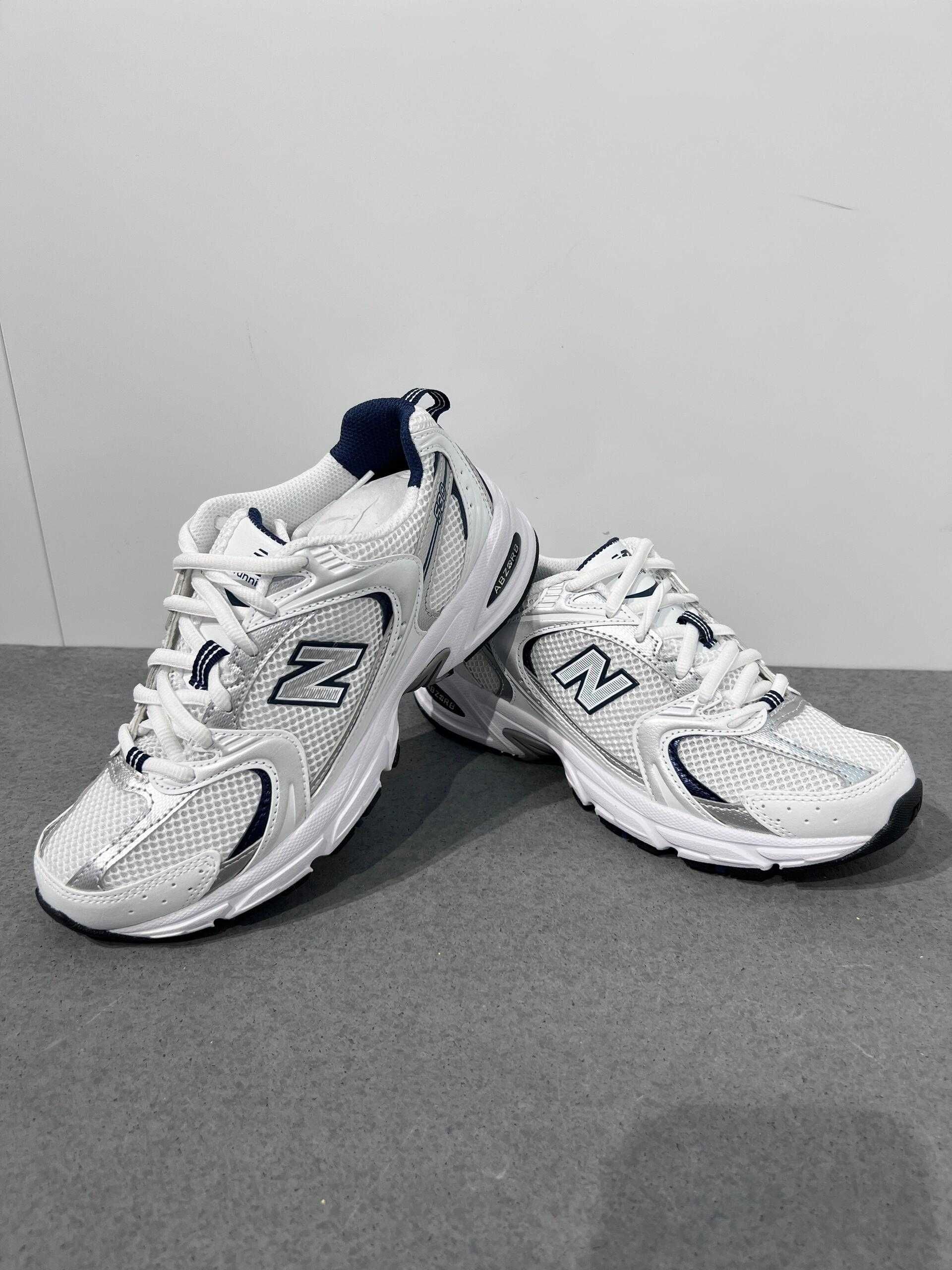 New Balance 530 White Silver Navy 40