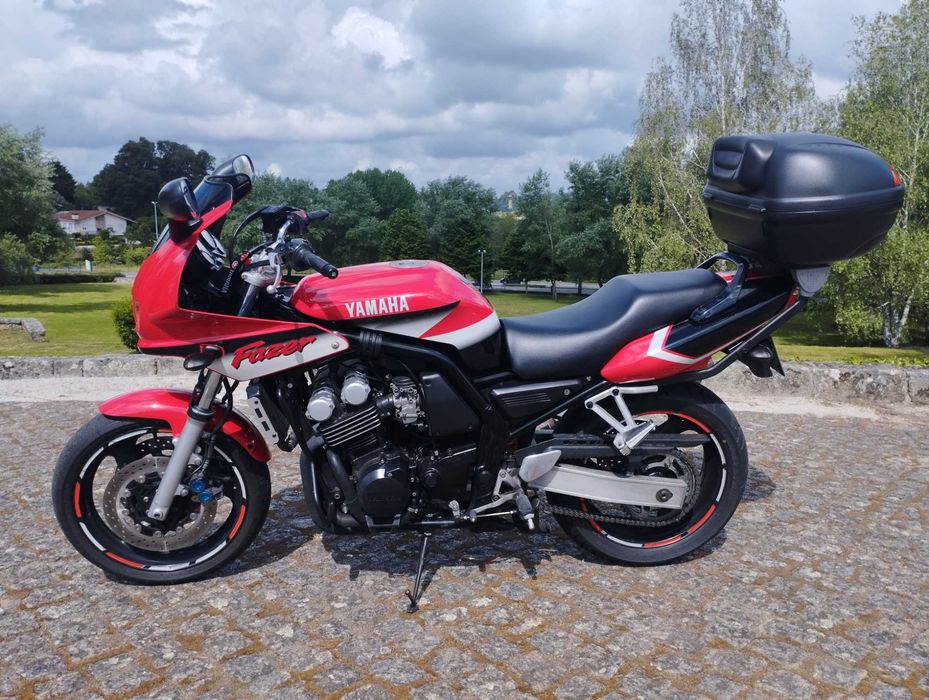 Yamaha Fazer 600