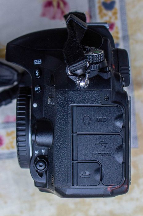 Продам Nikon D610 в гарному стані,з пробігом 68034