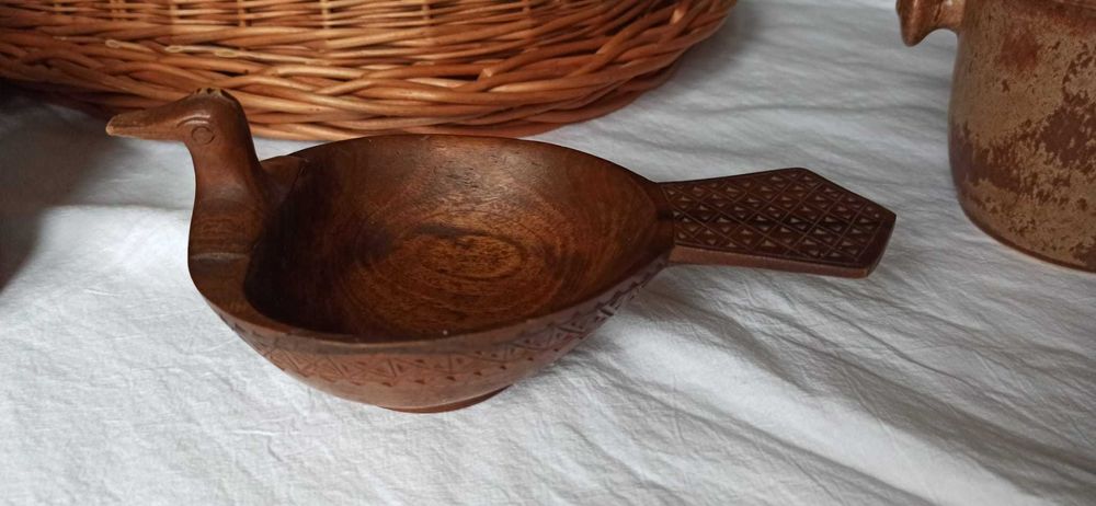 Ręcznie rzeźbiona misa nordycka z 1961 r. – styl skandynawski