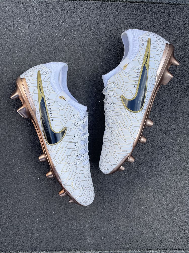 Копочки, бутси Nike Tiempo 10 United Golden Pack 39-43