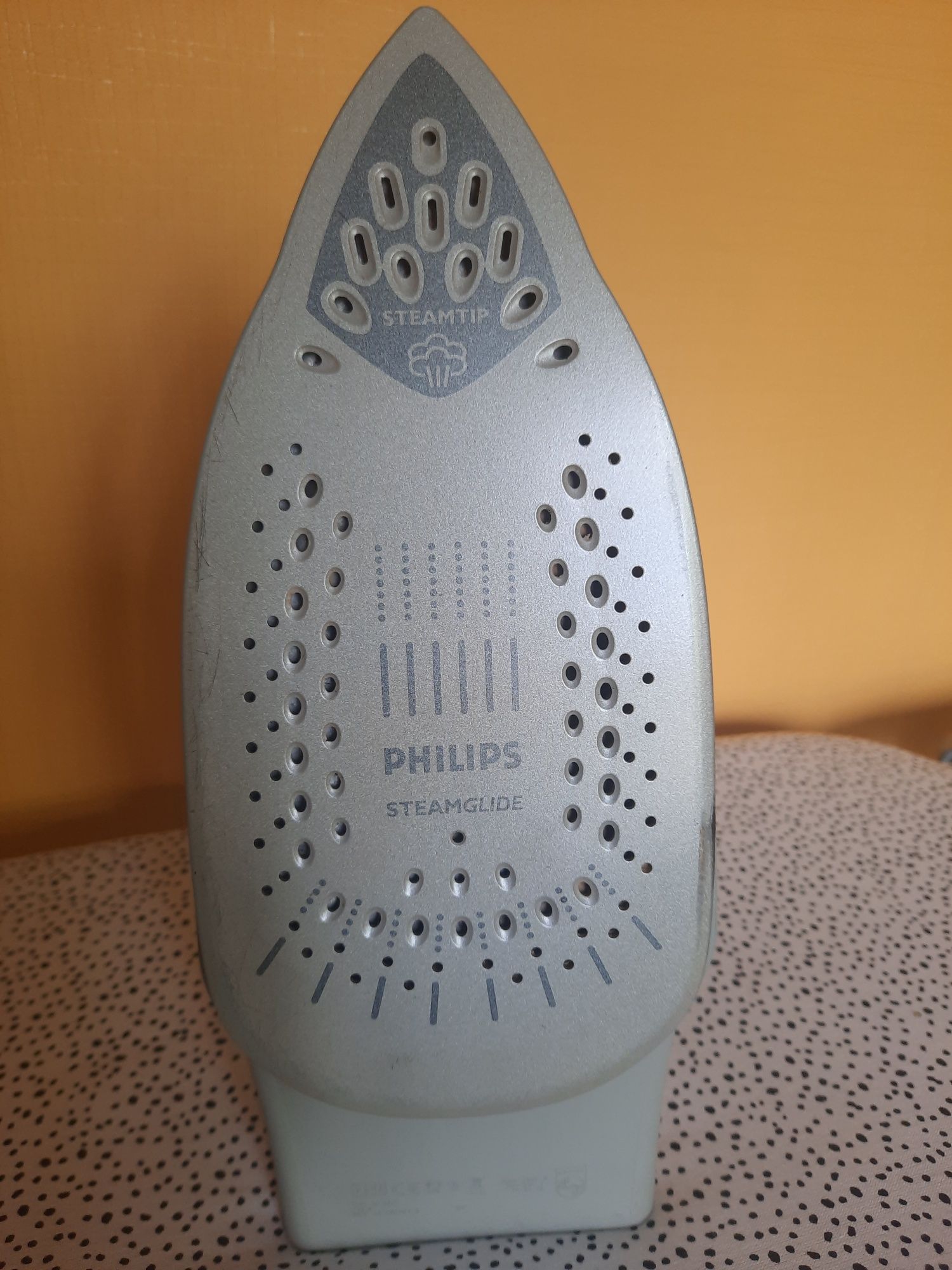 Утюг праска PHILIPS AZUR в рабочем состоянии 2400W Длинный шнур 3м