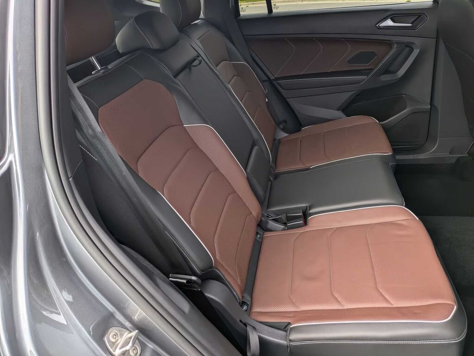 Volkswagen Tiguan      2022