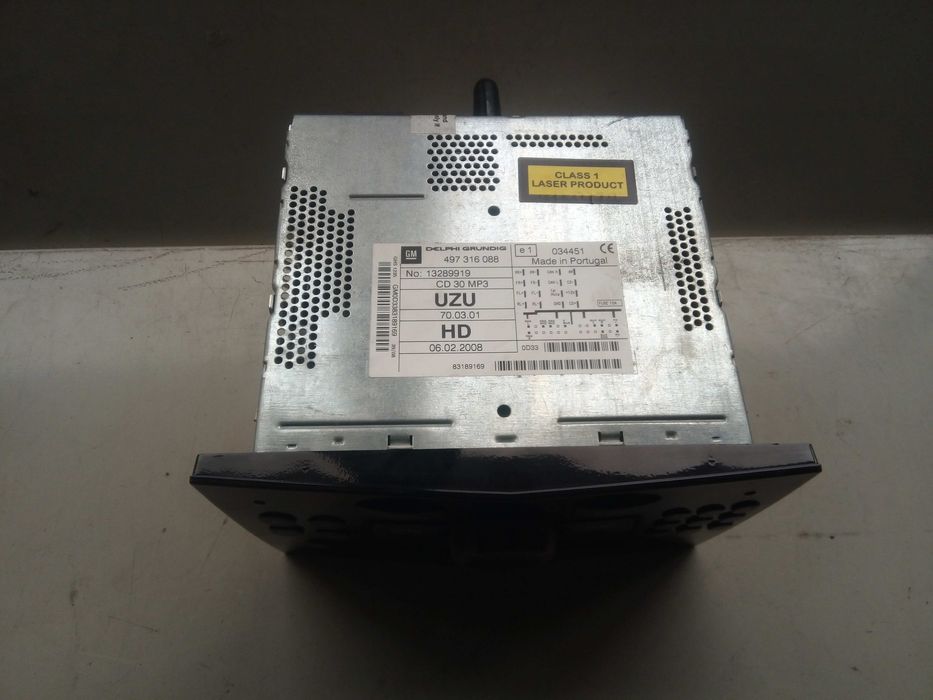 Rádio / auto-rádio OPEL Astra H Hatchback (L48)