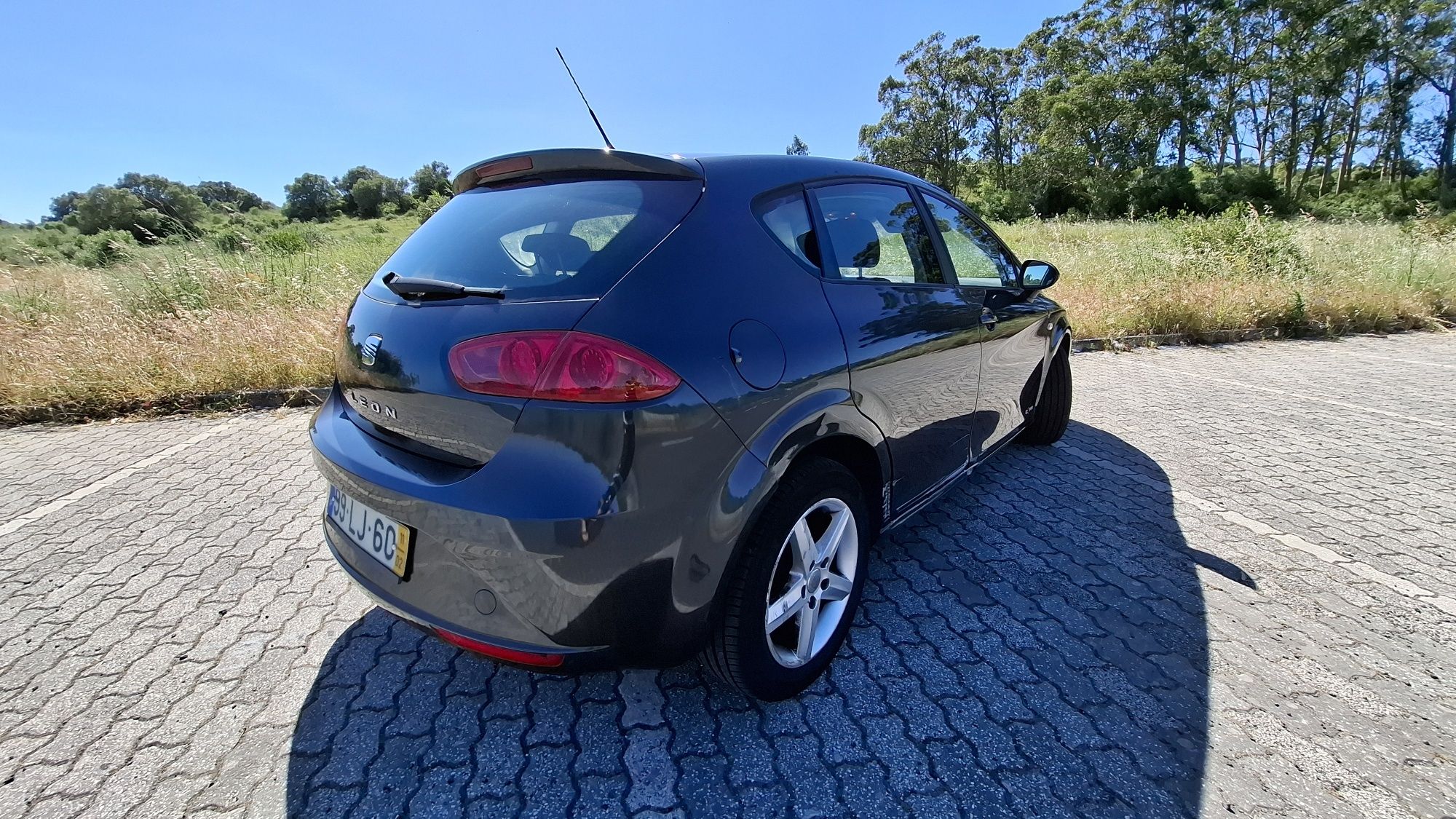Seat Leon Copa 1.6 TDI 105cv – 137.000km – Muito económico