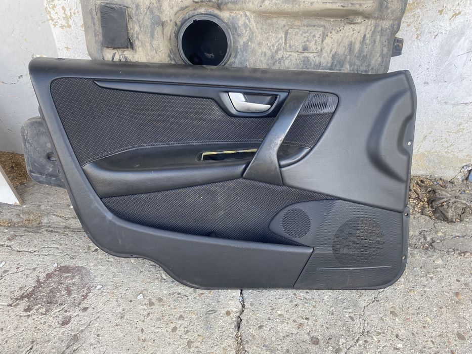 Boczek drzwi volvo s60