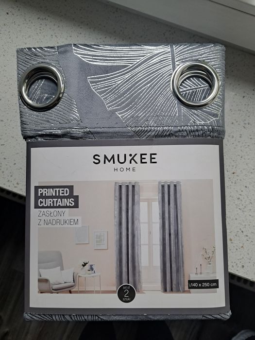 Nowe zasłony na przelotkach 140x250- dwie sztuki, szare srebrny nadruk