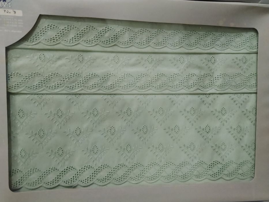 Jogo de lençol bordado