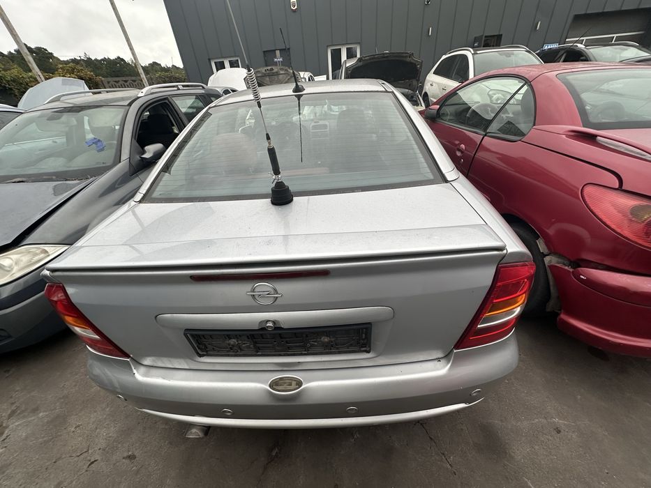 Części Opel Astra Bertone 1.8B 00r Z147 Lampa Zderzak Drzwi Maska