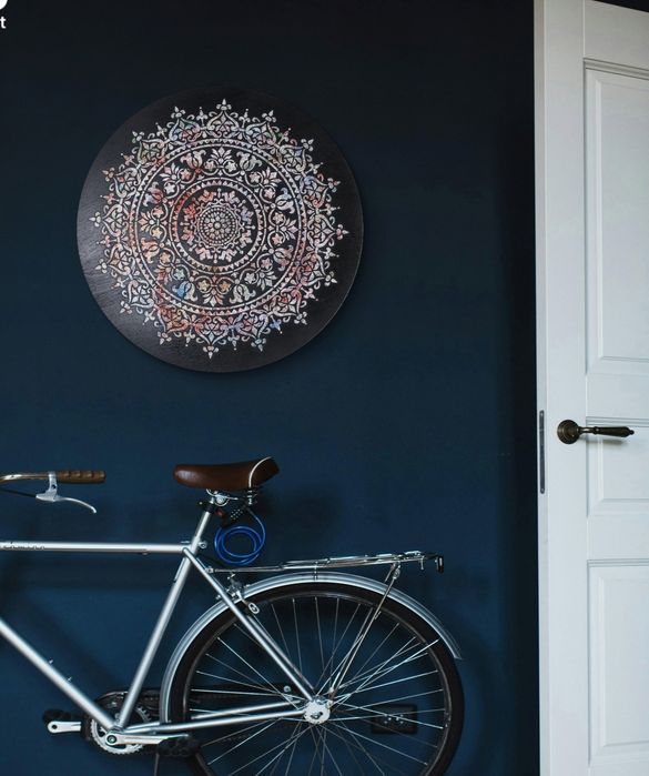 Mandala na drewnianym krążku średnica 40cm