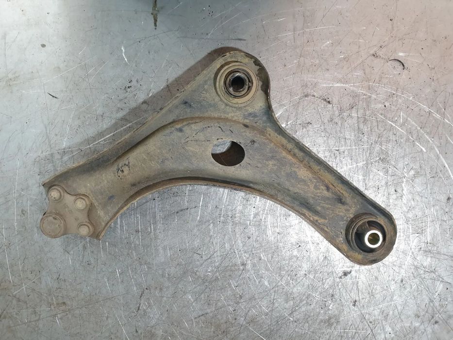 Braço de suspensão frente direito CITROËN C3 III (SX)