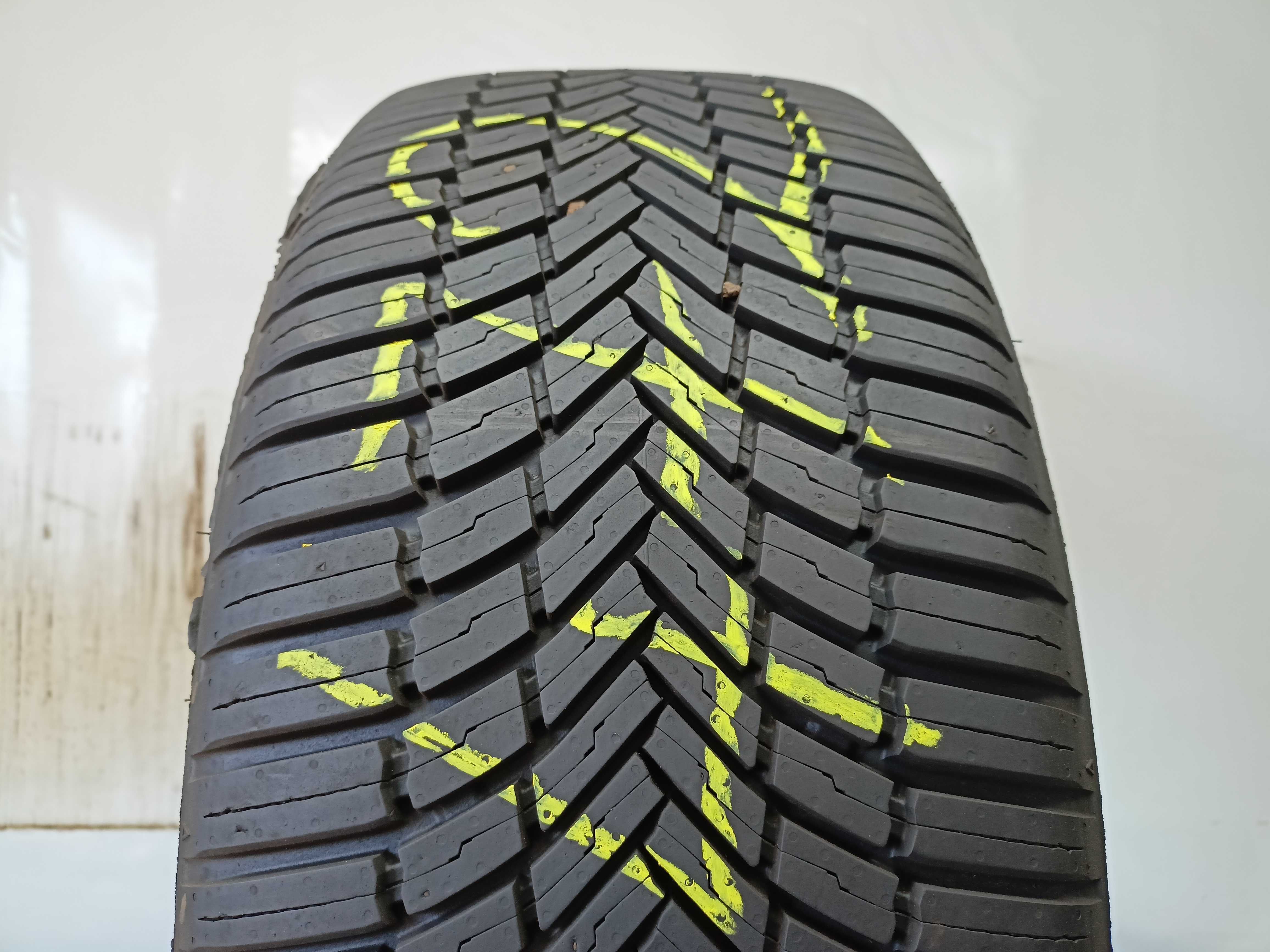 Bridgestone Weather Control 225/45/17 2023r. 96V Jak Nowa (472)