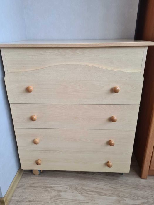 Тумба,  комод  ,  пеленатор.