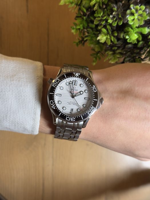 Omega Seamaster Diver 300