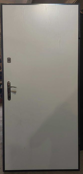 Нові бу уцінка вхідні металеві двері входные металлические двери