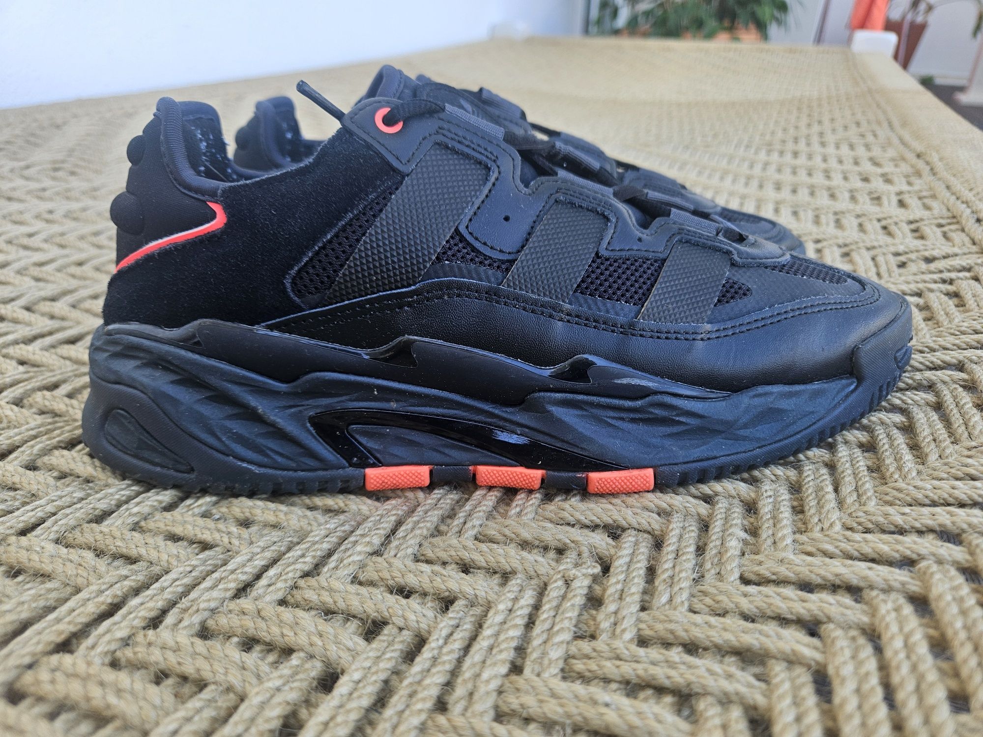 Adidas niteball tam 41 1/3