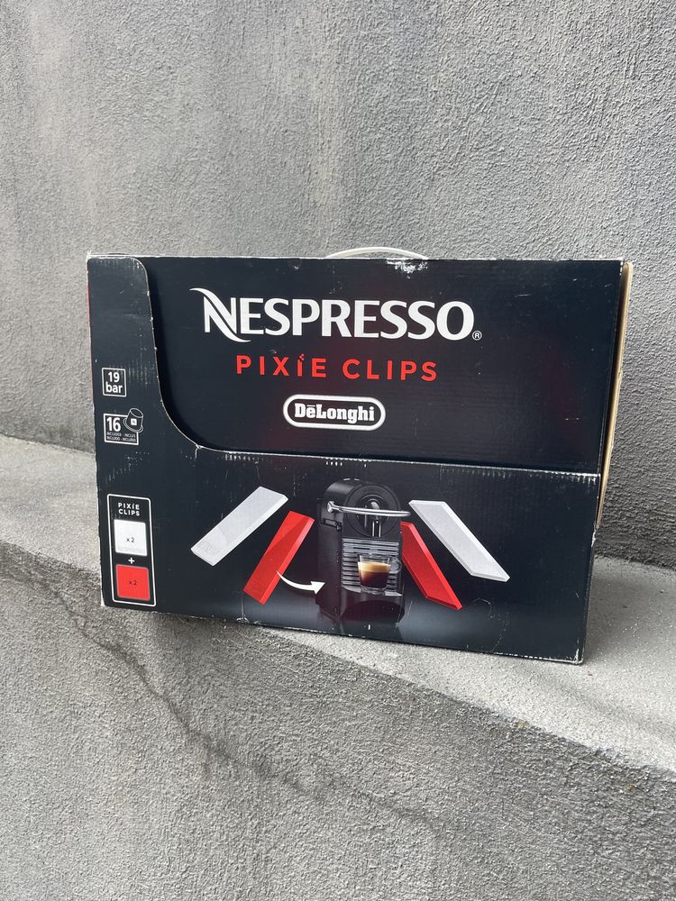 Máquina de café Nespresso píxie