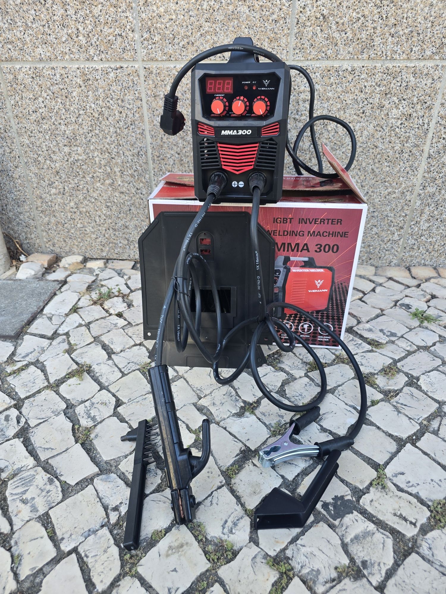 Aparelho de Soldar Inverter 300 A novo

90 €

Descrição

Widma