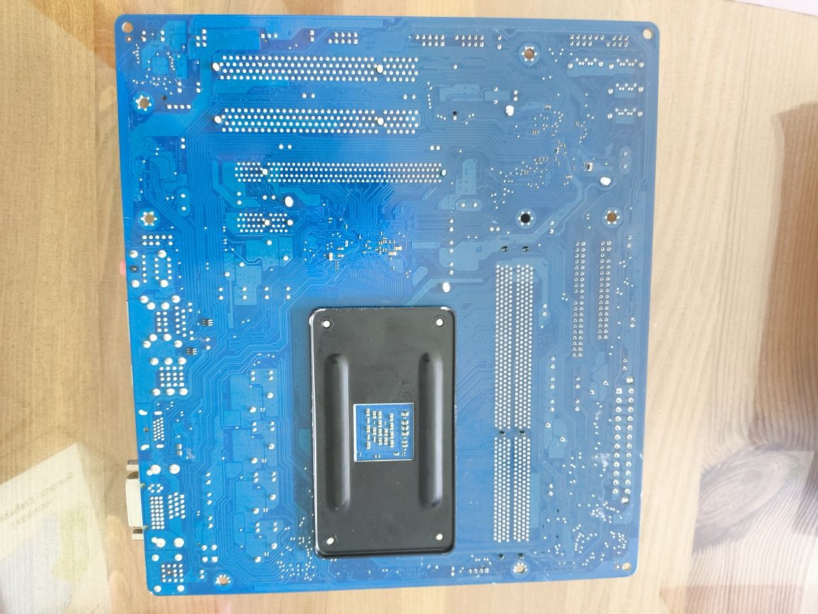 Płyta główna Gigabyte GA-MA74GMT-S2