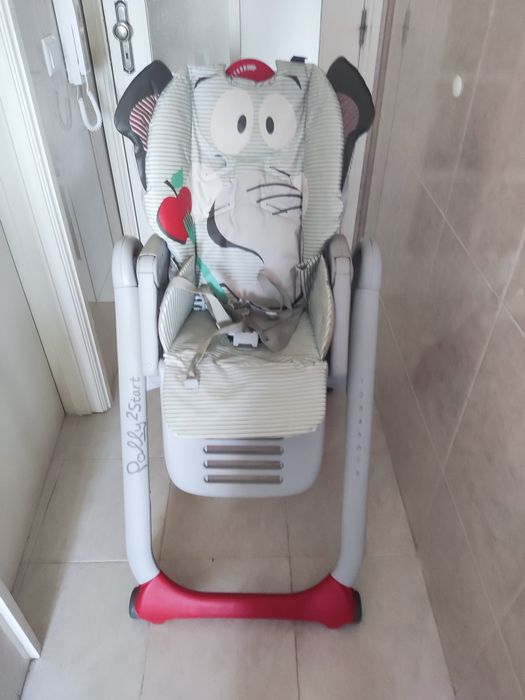 Cadeira alta refeição chicco polly + carrinho passeio Jané + banheira