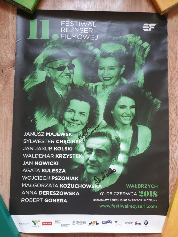 Plakat z festiwalu z autografami