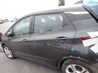 дверь двери двері шевролет болт Chevrolet Bolt ev скло стекло разборка