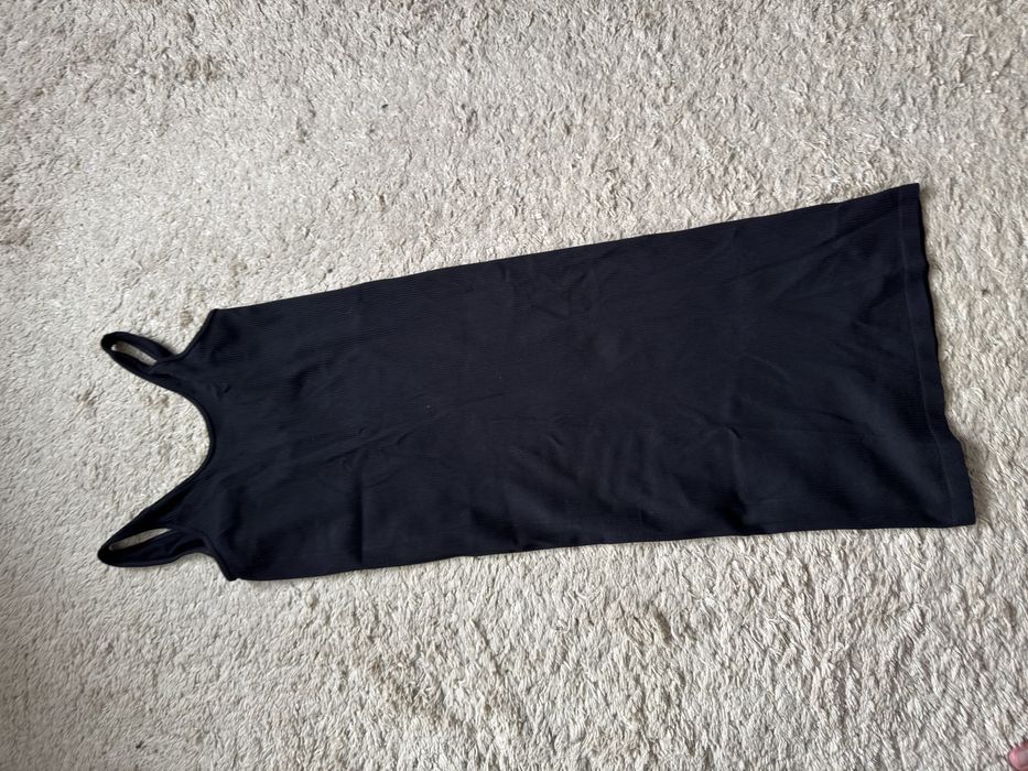 Плаття в рубчик