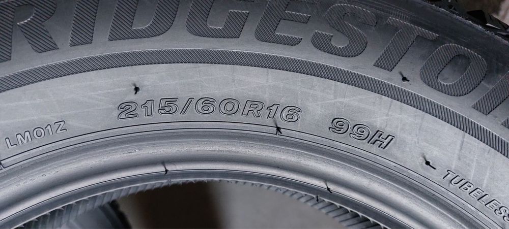 215/60/16 R16 Bridgestone Blizzak LM001 2шт зима