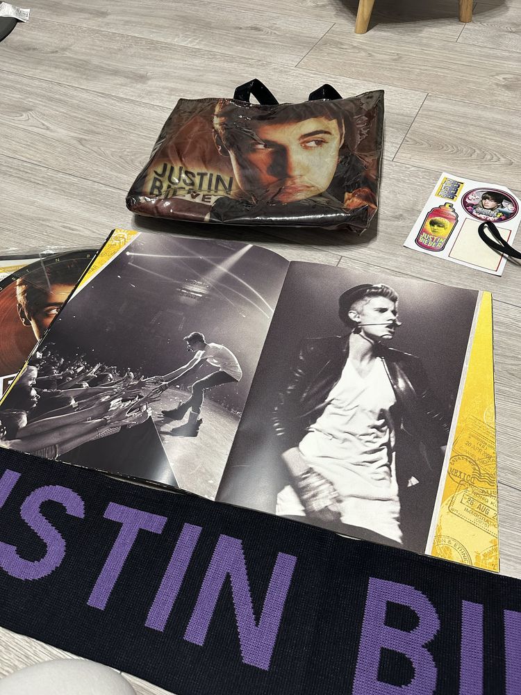 Bardzo unikatowa kolekcja winyli z osobistym autografem Justina Bieber