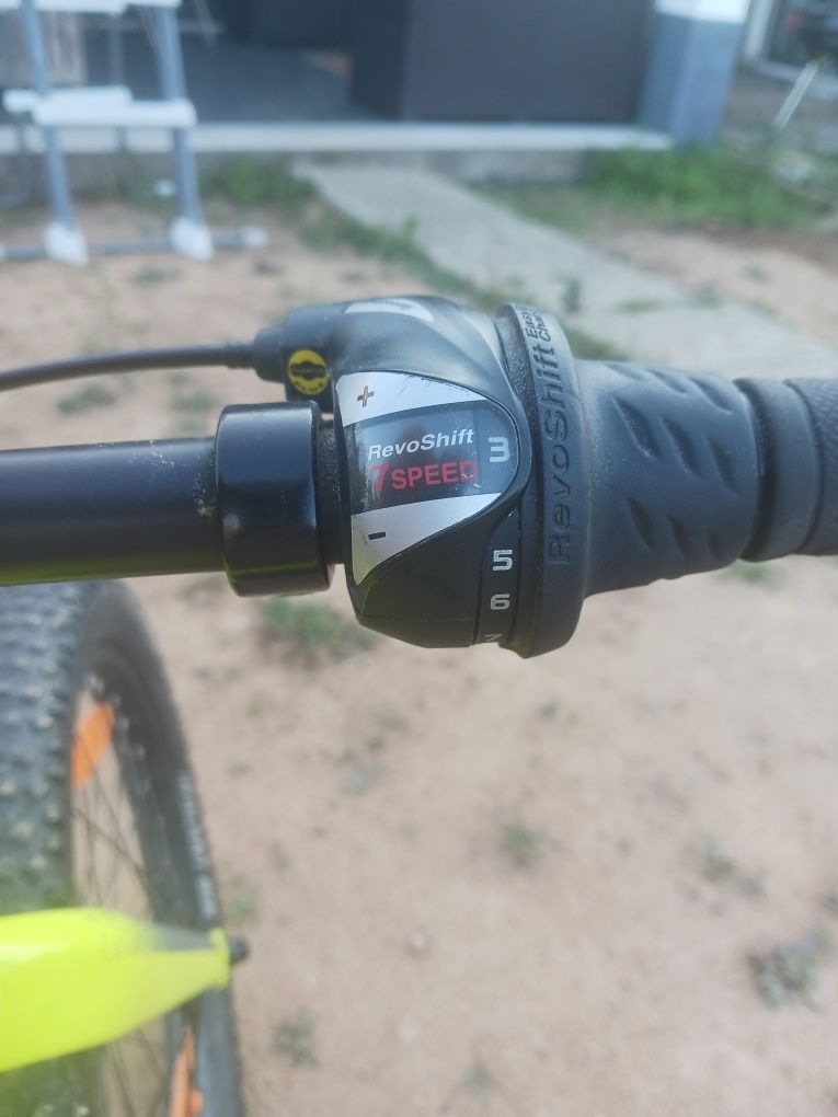 Bicicleta júnior Scoot Roxter 20 pneus fat bike